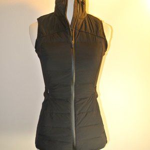 Lululemon Black Down for It All Vest Size 2